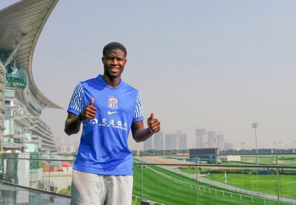 williamhill-申花官宣英冠1米95黑塔加盟！转会费100万欧 已拥7外援+需清洗2人