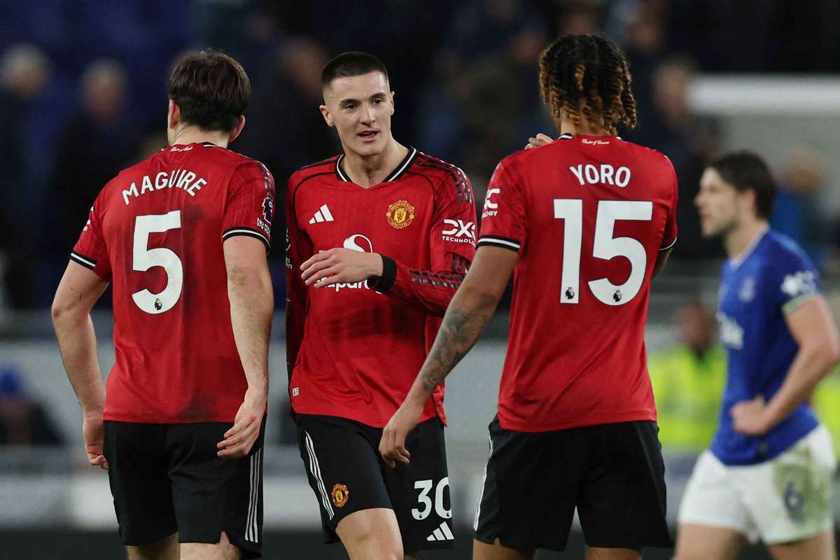 威廉希尔官网-曼联2-1水晶宫:四场艰难比赛后,谁不可替代?