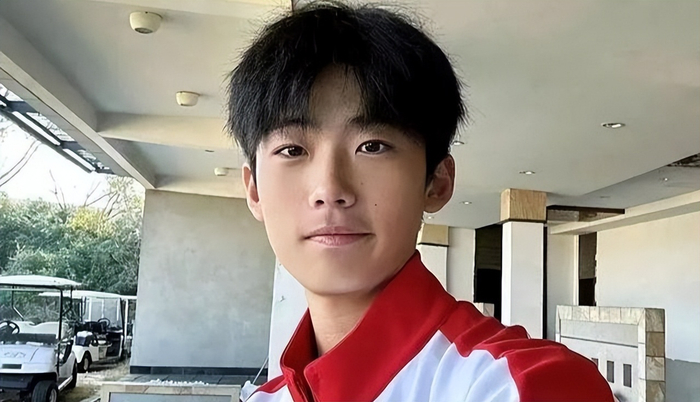 威廉希尔官网-横空出世！U19国足前锋收到多支球队邀请，年薪超100万|苗润东|中超球队|中冠联赛|澳大利亚|射门_新浪体育_新浪新闻